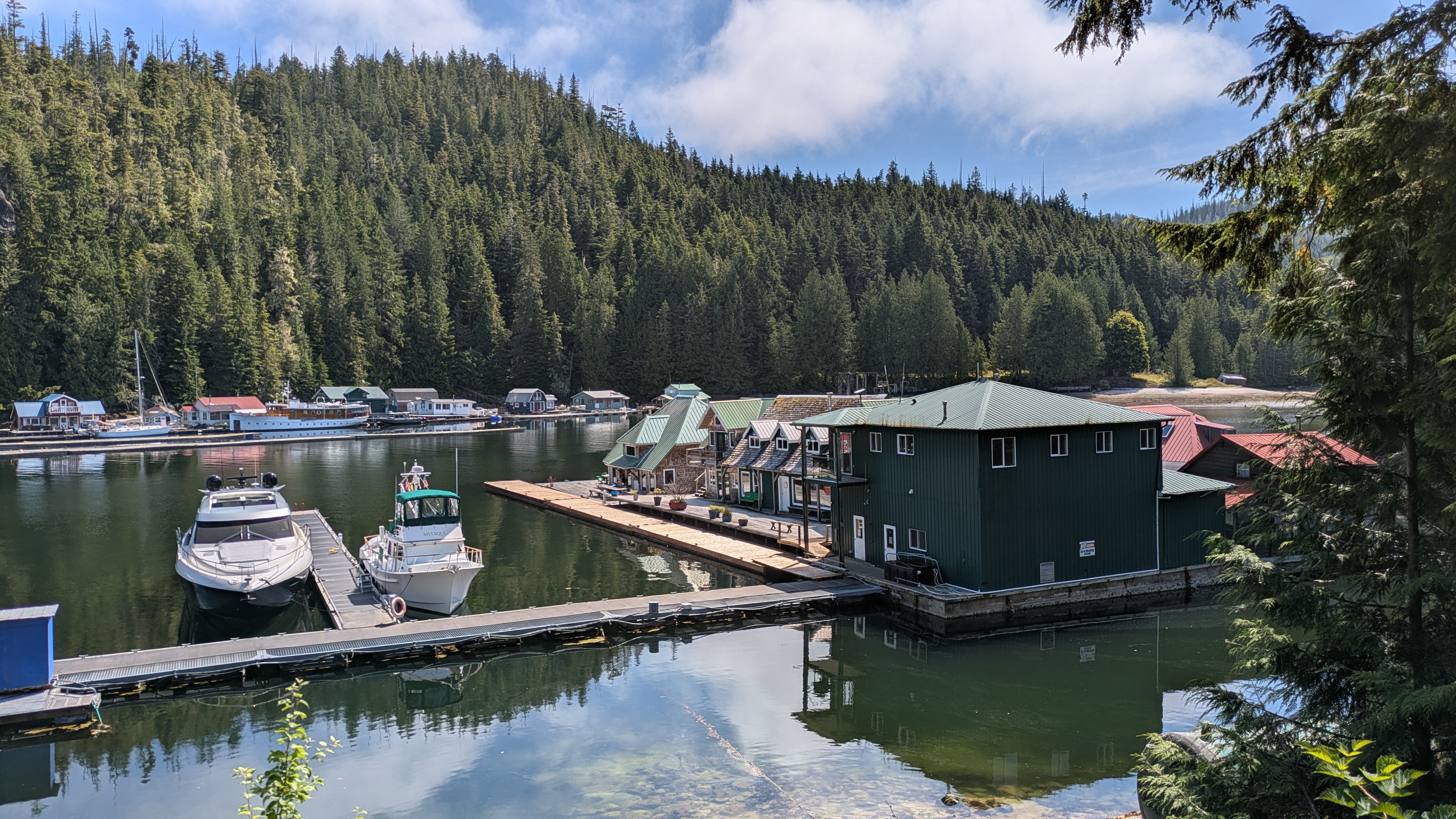 Echo Bay Marina